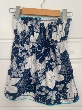 Hollister Size Small Navy and White Floral Tube Top with Aqua Trim Babydoll Tank